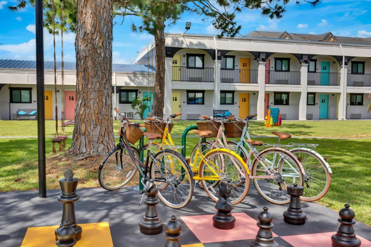 Hotel Mccoy - Art, Libations, Pool Society 大学城 外观 照片